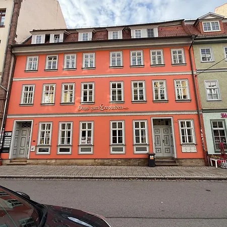 Ferienwohnung Zum Leoparden Im Herzen Von Erfurt - Ueber 100Qm Exterior photo