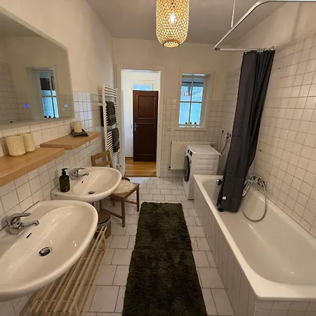 Ferienwohnung Zum Leoparden Im Herzen Von Erfurt - Ueber 100Qm Exterior photo